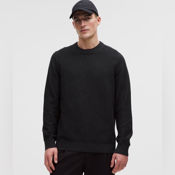 Lululemon Men’s “Textured Knit” Crewneck Sweater (S)